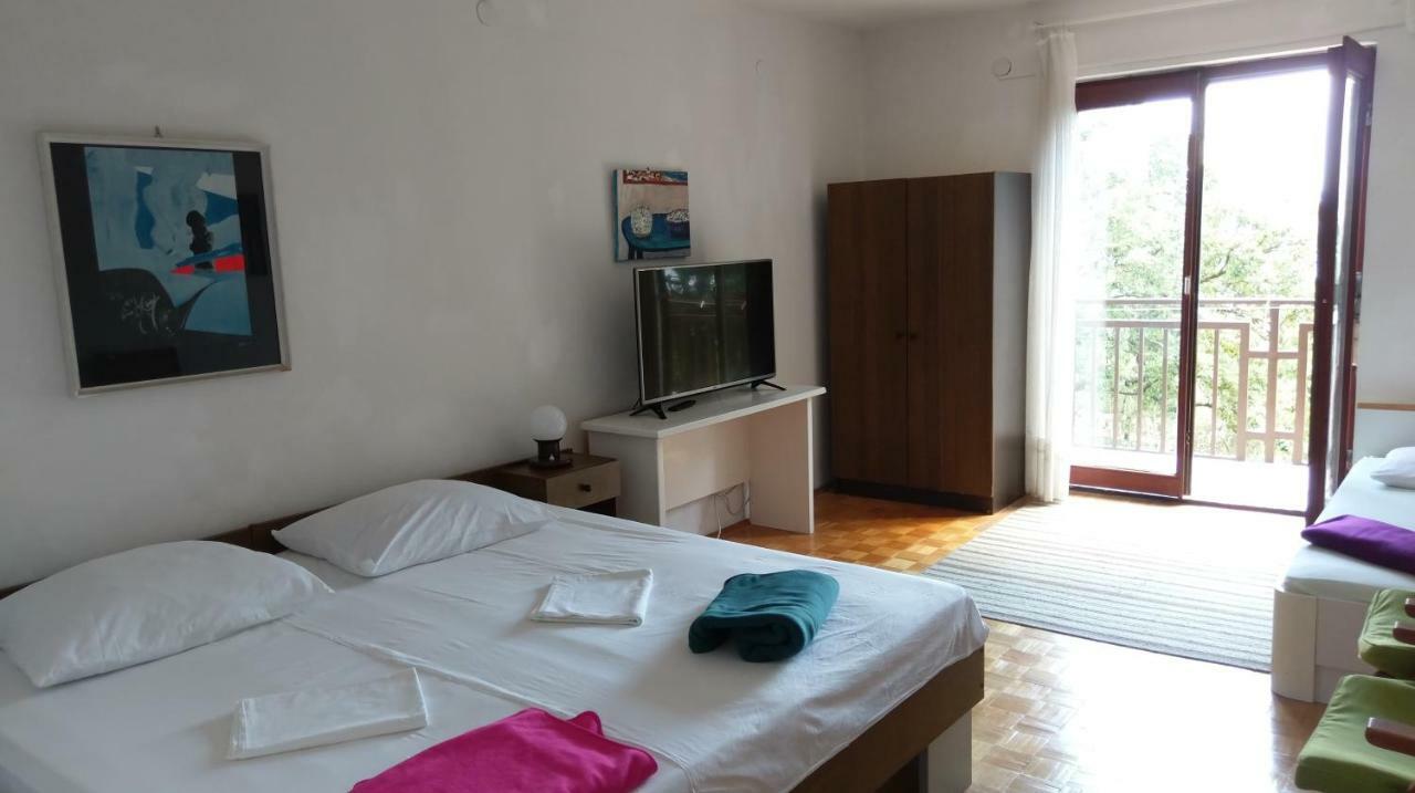 Tihana Apartments Jadranovo Buitenkant foto